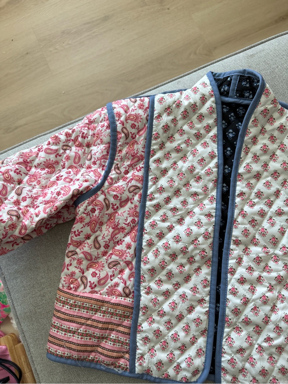 Floral Reversible Jacket - Picture 4 of 6